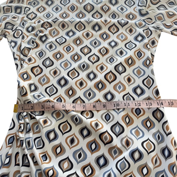 J. McLaughlin Catalina Cloth Retro Mod Knee Length Dress Brown Cream V-Neck Med - Picture 13 of 15